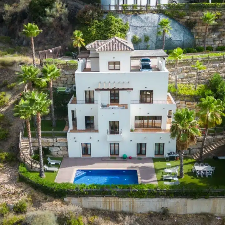 Beautiful villa in a gated community of Benahavis Hills Country Club, Benahavis Picture