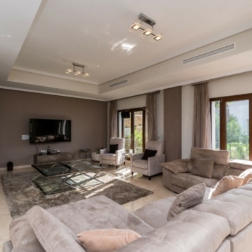 Beautiful villa in a gated community of Benahavis Hills Country Club, Benahavis Picture 0