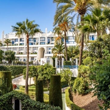 Beautiful ground-floor duplex with stunning sea view in the heart of Marbella Picture 31