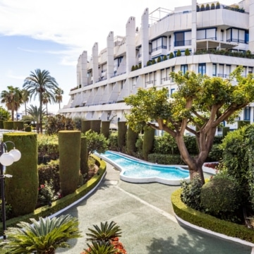 Beautiful ground-floor duplex with stunning sea view in the heart of Marbella Picture 27