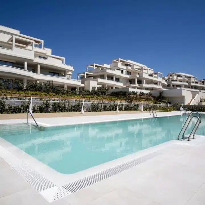 Modern ground floor apartment with private garden on New Golden Mile, Estepona Picture