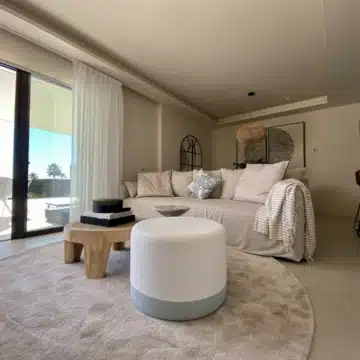 Modern ground floor apartment with private garden on New Golden Mile, Estepona Picture 17