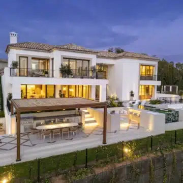 Magnificent mansion within the exclusive gated community of The Hills in La Quinta, Benahavis Picture 0