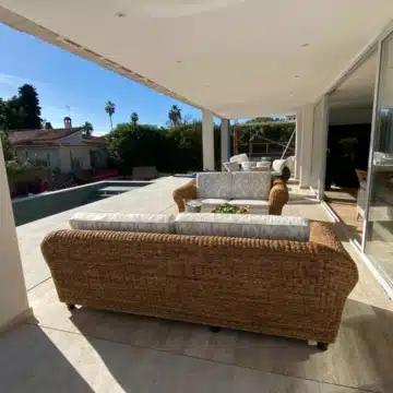 Stunning beach-side villa in San Pedro de Alcántara, Marbella Picture 15