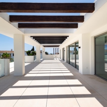 Earth Golden Mile Residences 4 bedroom penthouse walking distance to Puente Romano Hotel & Beach Picture 18