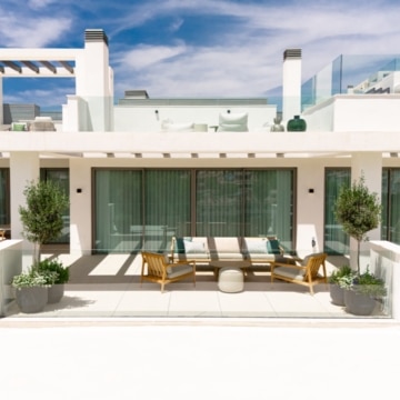 Earth Golden Mile Residences 4 bedroom penthouse walking distance to Puente Romano Hotel & Beach Picture 4