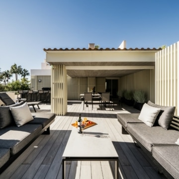 Modern 2 bedroom apartment with a spacious terrace in Fuente Aloha, Nueva Andalucia Picture 12