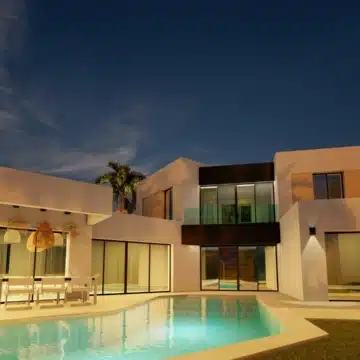 Oasis Levels Villas – Spacious 4 bedroom villa with panoramic sea views in Azata Golf, Estepona Picture 17