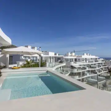 Stunning penthouse with panoramic views located in Higueron West, Fuengirola Picture 9