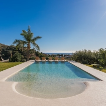 Brand new spectacular villa boasting panoramic sea views in Estepona Hills, Estepona Picture 20