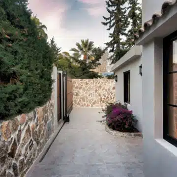 Charming andalusian villa located in the prestigious area of Nueva Andalucia, Marbella Picture 47