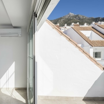 Culmia Blue Views – Beautiful apartment with panoramic views of sea and reservoir in Istan Picture 18