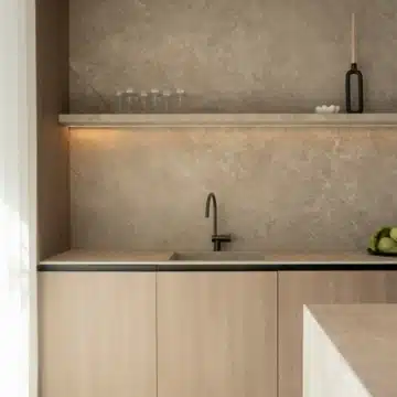 Luxury penthouse with breathtaking sea and mountain views in Alcazaba Beach, Estepona Picture 10
