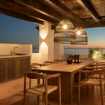Luxury penthouse with breathtaking sea and mountain views in Alcazaba Beach, Estepona Picture 5