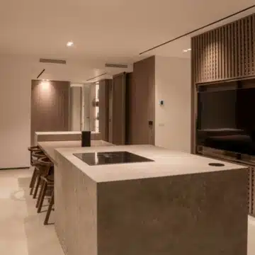 Luxury penthouse with breathtaking sea and mountain views in Alcazaba Beach, Estepona Picture 45