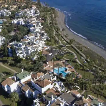 Luxury penthouse with breathtaking sea and mountain views in Alcazaba Beach, Estepona Picture 57