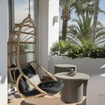Luxury penthouse with breathtaking sea and mountain views in Alcazaba Beach, Estepona Picture 66
