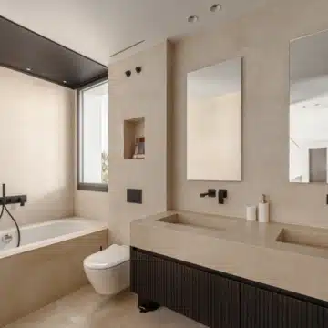 Luxurious 4-bedroom villa with panoramic golf and mountain views in La Alqueria, Benahavis Picture 45