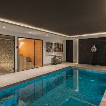 Luxurious 4-bedroom villa with panoramic golf and mountain views in La Alqueria, Benahavis Picture 50