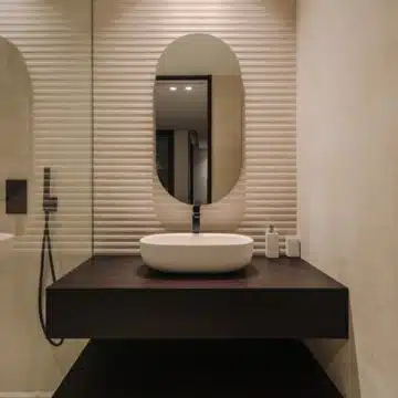 Luxurious 4-bedroom villa with panoramic golf and mountain views in La Alqueria, Benahavis Picture 55