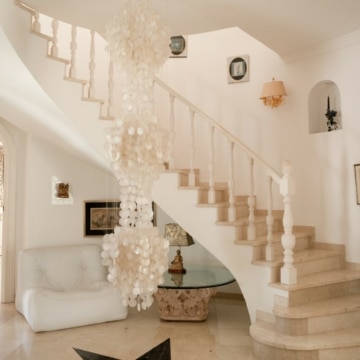 Enchaning 3-bedroom villa with marvellous sea views in El Paraiso, Estepona Picture 4