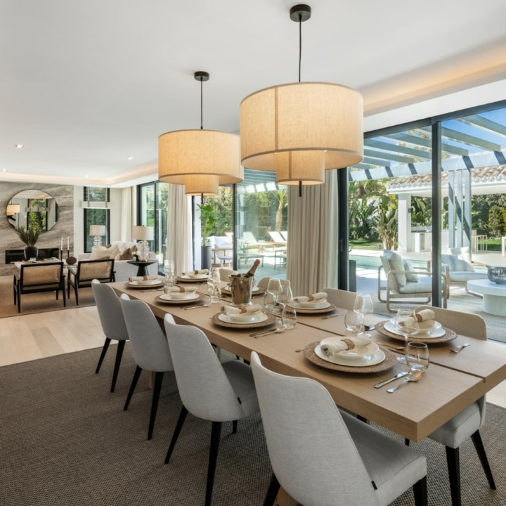 Captivating modern villa with views of golf course in Las Brisas, Nueva Andalucia Picture