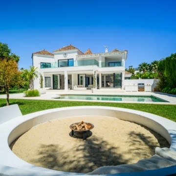 Refurbished villa in prestigious gated community of Parcelas del Golf, Nueva Andalucia Picture 25