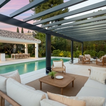 Captivating modern villa with views of golf course in Las Brisas, Nueva Andalucia Picture 22