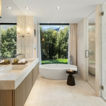 Captivating modern villa with views of golf course in Las Brisas, Nueva Andalucia Picture 12