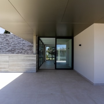 Beachside brand new outstanding villa in Cortijo Blanco, San Pedro de Alacantara Picture 23