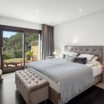 Marvellous villa with breathtaking sea and golf views in Lomas de La Quinta, Benahavis Picture 20
