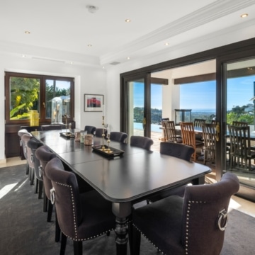 Marvellous villa with breathtaking sea and golf views in Lomas de La Quinta, Benahavis Picture 6