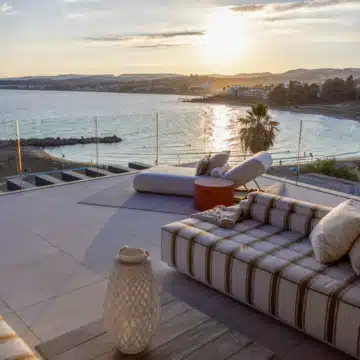 Ikkil Bay Estepona – Exclusive Key Ready luxury apartments located front line beach in Estepona with amazing sea views to Africa. Picture 43