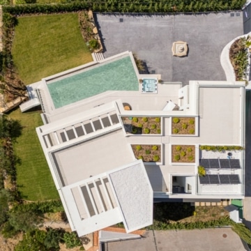 Brand new modern villa with stunning sea views in Lomas de la Quinta, Benahavis Picture 13