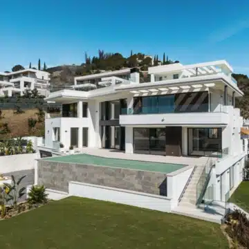 Brand new modern villa with stunning sea views in Lomas de la Quinta, Benahavis Picture 9