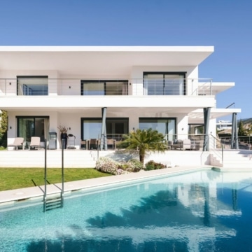 Contemporary villa within a secure gated community of Lomas de La Quinta, Benahavis Picture 4