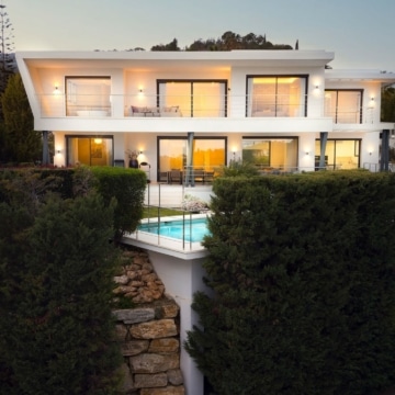 Contemporary villa within a secure gated community of Lomas de La Quinta, Benahavis Picture 25