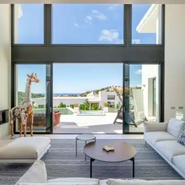 Brand new modern villa with stunning sea views in Lomas de la Quinta, Benahavis Picture 6
