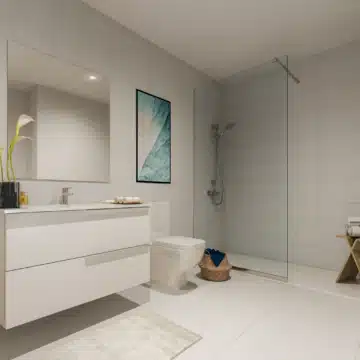 Etherna Homes I – Three bedroom penthouse with stunning golf and sea views in Estepona Picture 5