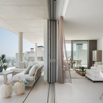 Unique penthouse within the prestigious resort of Real de La Quinta, Benahavis Picture 17