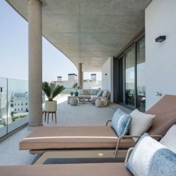Unique penthouse within the prestigious resort of Real de La Quinta, Benahavis Picture 12