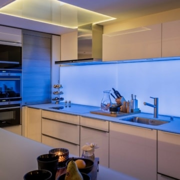 Stunning duplex penthouse with panoramic sea views in Monte Halcones, Benahavis Picture 15
