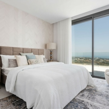 Unique penthouse within the prestigious resort of Real de La Quinta, Benahavis Picture 1
