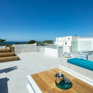 Modern villa with stunning sea and mountain views in Marbesa, Marbella East Picture 8