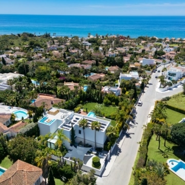 Modern villa with stunning sea and mountain views in Marbesa, Marbella East Picture 31