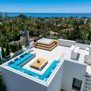 Modern villa with stunning sea and mountain views in Marbesa, Marbella East Picture 32
