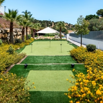 Stunning semi-detached villa with glorious sea views in Cabopino, Marbella Picture 19