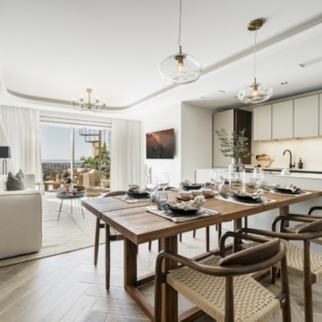 Beautiful penthouse with spacious terrace and stunning sea views in Benahavis Picture 16