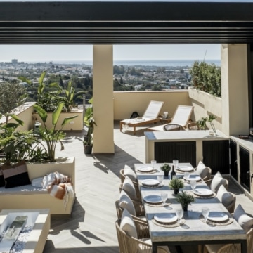 Beautiful penthouse with spacious terrace and stunning sea views in Benahavis Picture 26