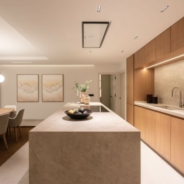 Luxury duplex penthouse with stunning golf course views in the heart of La Quinta, Benahavis Picture 15